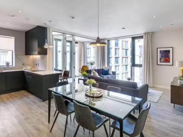 Apartment 5, Lock House 3, Charlemont Row, Dublin 2 is for rent