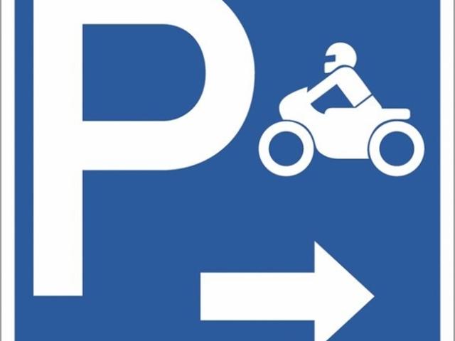 Motorrad Stellplatz im Umspannwerk Lausanne