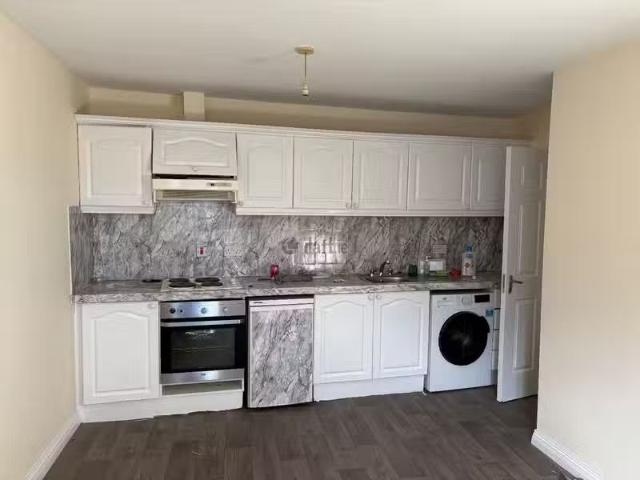 Apartment 6, 33 Castle Street Upper, Tralee, Co. Kerry is for.