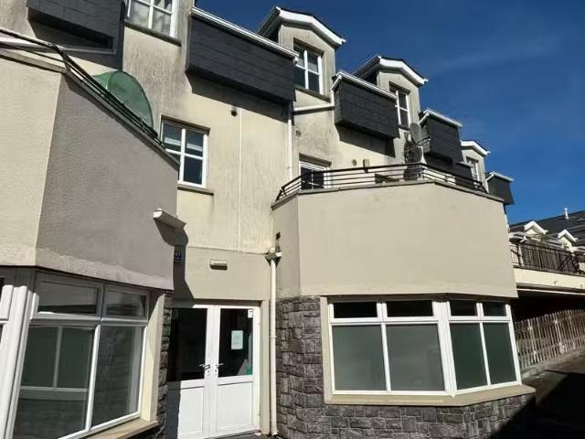 Apartment 6, The Courtyard, Dunleer, Co. Louth, A92KP20 is for.