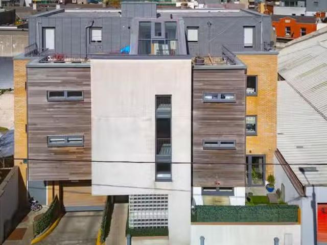 Apartment 6, Brock Hall, Brock's Lane, Dun Laoghaire, Co. Dub.