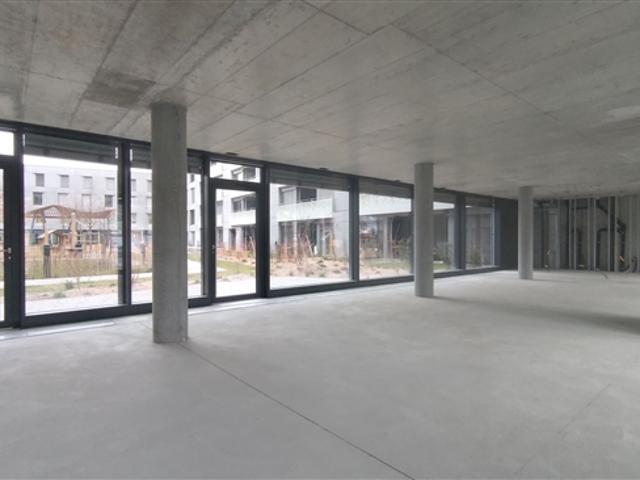 Geschäftshallen und Ausstellungsraum – Stadtteil Horizons En Dorigny