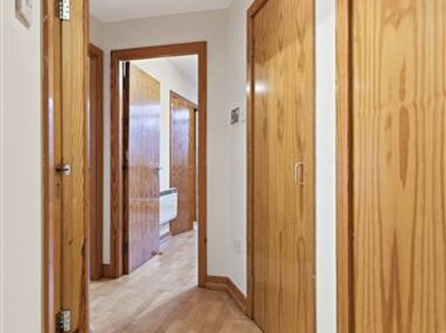 285,000 | Apartment 70, Block 2, Parkgate Place, Parkgate Street, Dublin 8, Co. Dublin Property Partners O'Brien Swaine 4986 MyHome. Ie Residential