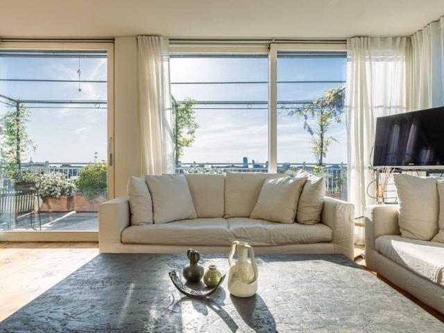 Penthouse with panoramic terrace