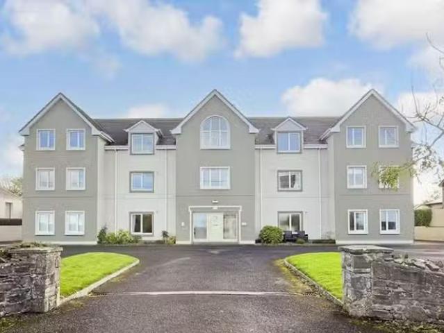 Apartment 8, Bayview Court, Main Street, Enniscrone, Co. Sligo.