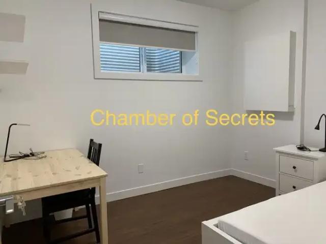 Apartment 9 Bedroom For Rent Edmonton AB 750 ES103568572