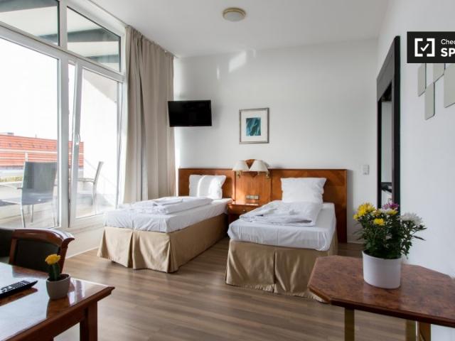 Apartment Comfort zu vermieten in Charlottenburg, Berlin