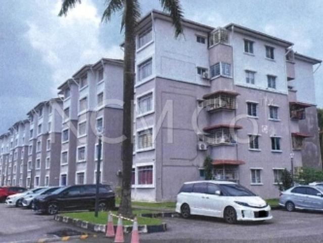Apartment, Corner Lot