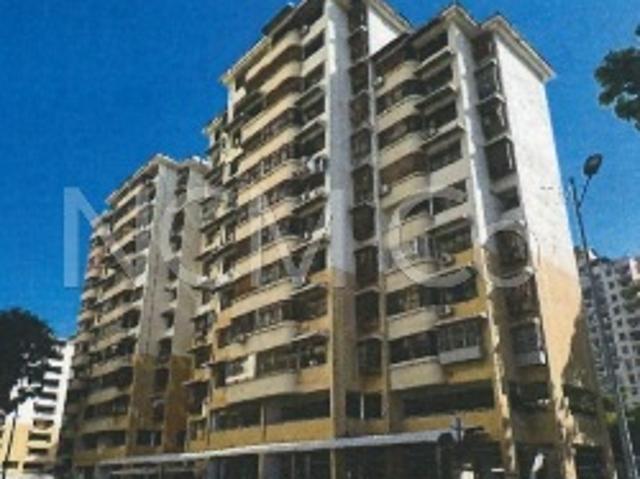 Apartment, Corner Lot
