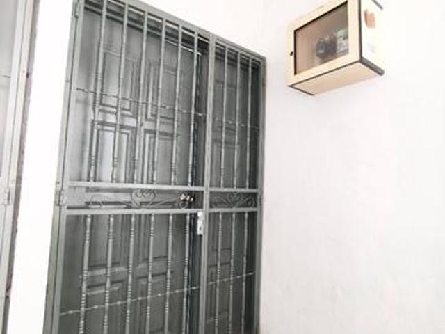 Apartment Corner Lot Saujana Height