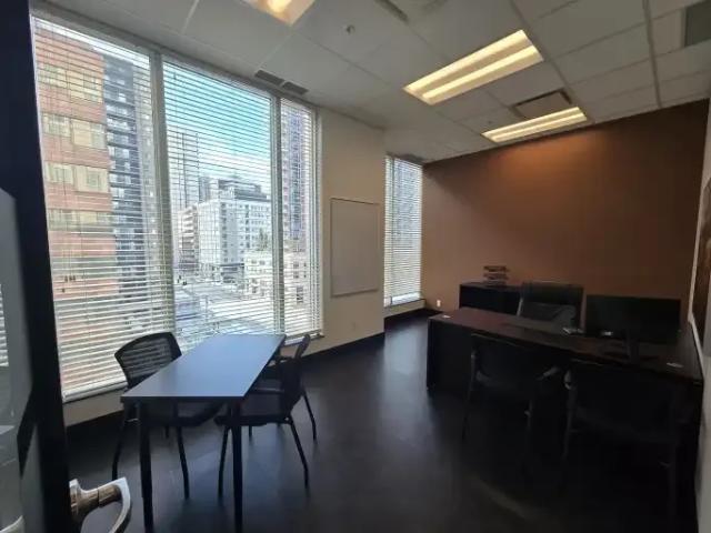 Apartment Calgary AB 103487292