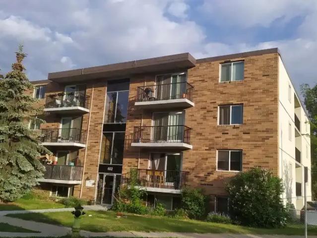 Apartment Calgary AB 104876639