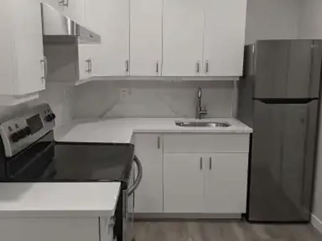 Apartment Calgary AB 104322288