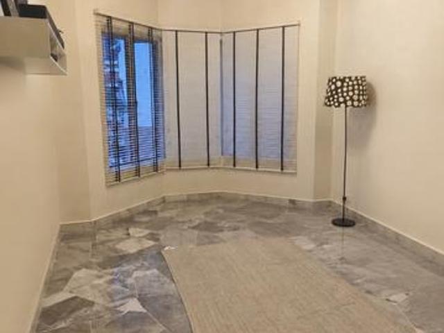 Apartment Cantik Fully Renovated untuk disewa Taman TTDI Jaya