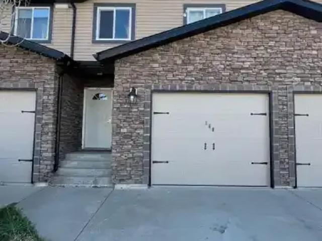 Apartment Cardston AB LS102658586