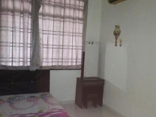 Apartment Cheng Ria [Ground floor] near Malim / Cheng
