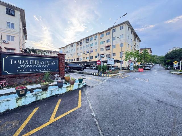 Apartment Cheras Intan Batu 9 Cheras
