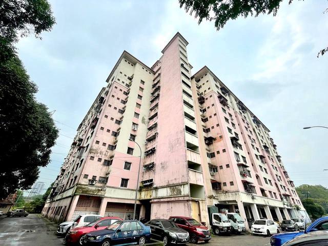 Apartment Anggerik Taman Suria Serdang for SALE