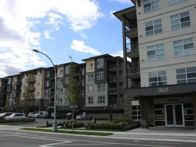 Apartment Abbotsford BC LS102272374