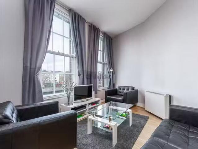 Apartment, Aston House, Dublin 2 is for rent