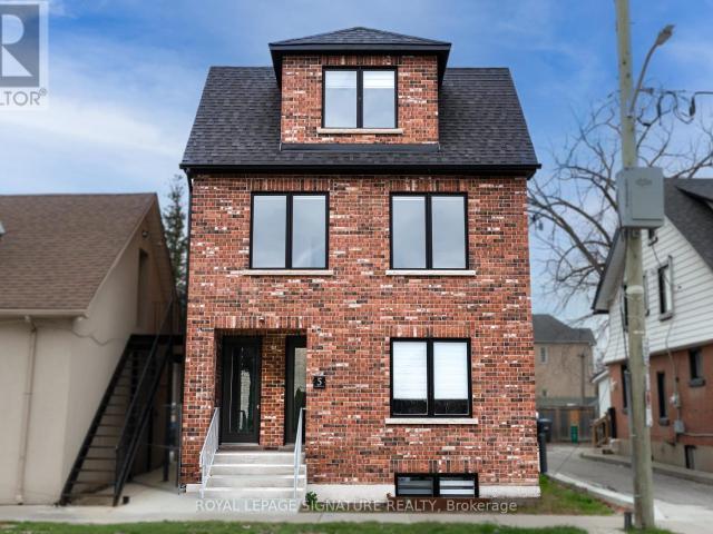 apartment at #3 5 MILL STREET N, Brampton, Ontario, L6X1S5