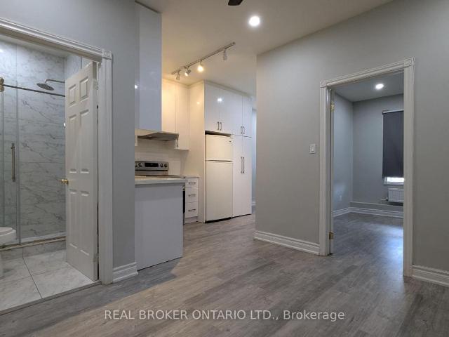 apartment at 3 – 157 MAIN STREET