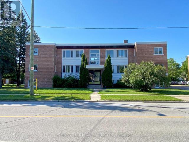 apartment at 3 – 174 GROVE STREET E