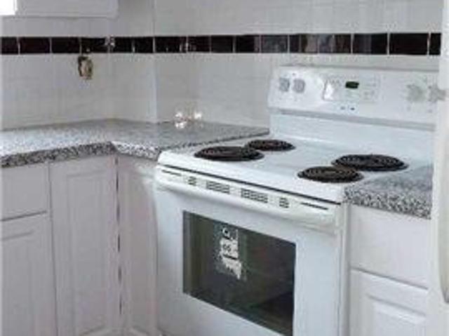 apartment at 3 182 RUGGLES AVENUE, Richmond Hill, Ontario, L4C1Y4