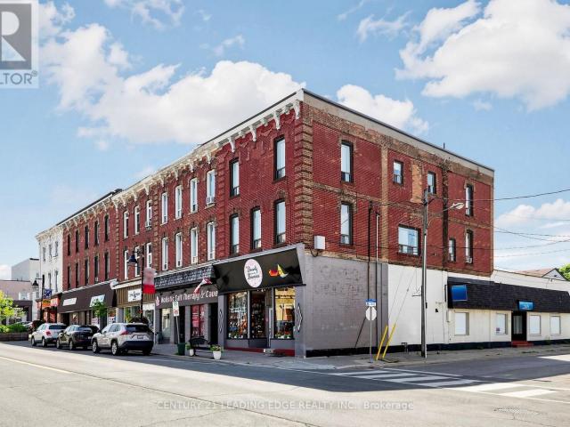 apartment at 3 – 18 BROCK STREET W