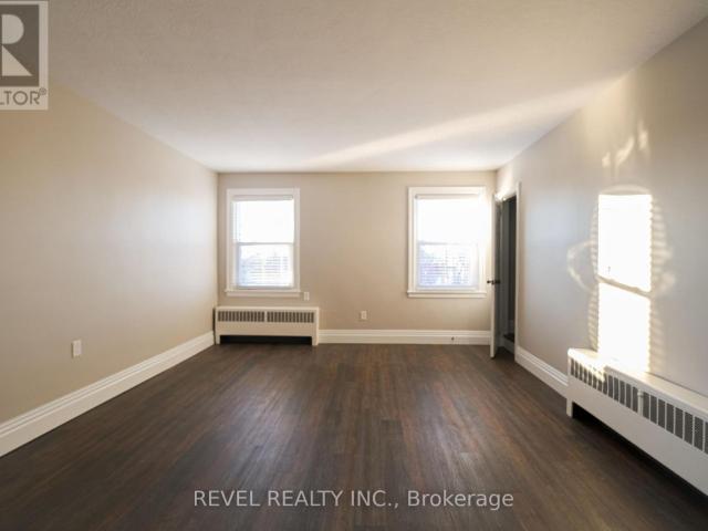 apartment at #3 350 SIMCOE STREET N, Peterborough, Ontario, L1G4T6
