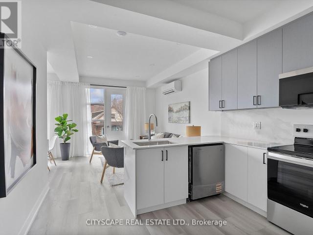 apartment at 3 UPPER 587 OAKWOOD AVENUE, Toronto, Ontario, M6E2X8