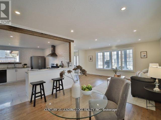 apartment at 3 CROMBIE PLACE, Halton Hills, Ontario, L7G1K1
