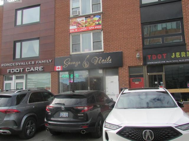 apartment at 3RD FLOOR 24A RONCESVALLES AVENUE, Toronto, Ontario, M6R2K3
