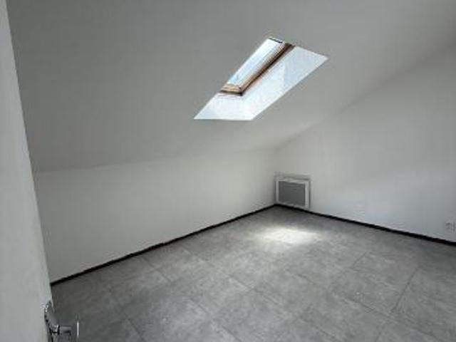 Apartment at 01 Oyonnax, OYONNAX, 01100, France