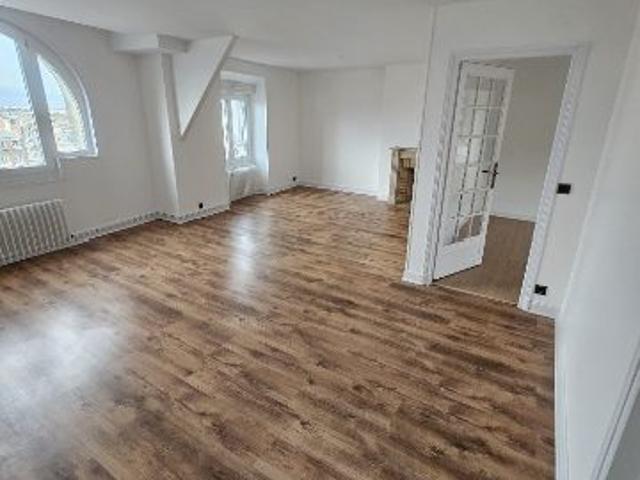 Apartment at 02 Saint Quentin, ST QUENTIN, 02100, France