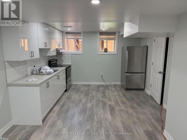apartment at 106 KNOTT END