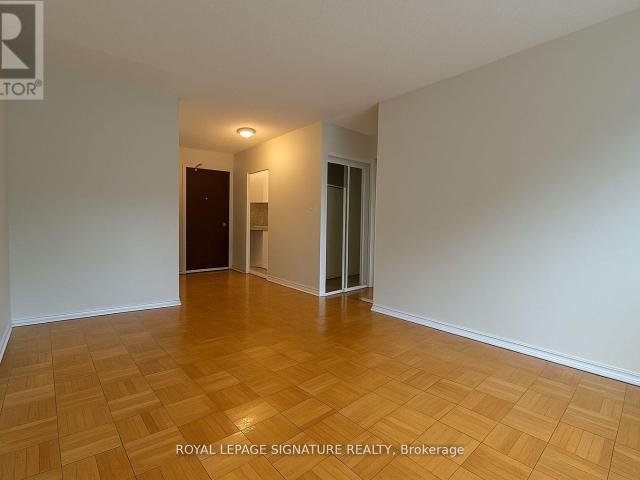 apartment at 107 990 AVENUE ROAD, Toronto, Ontario, M5P2K8