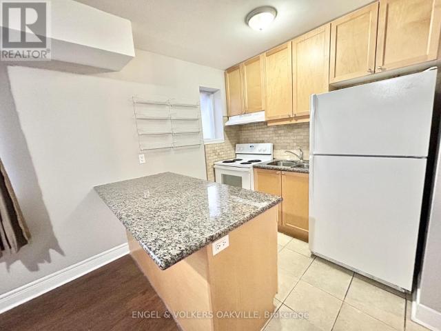 apartment at 108 – 9 THIRTY THIRD STREET