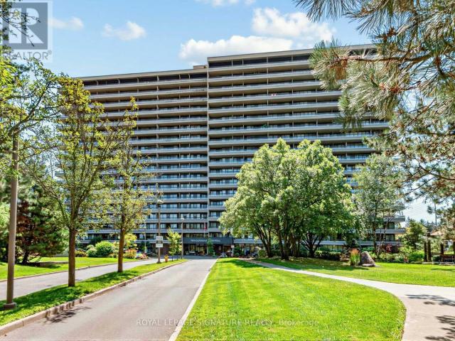 apartment at 1010 – 8111 YONGE STREET