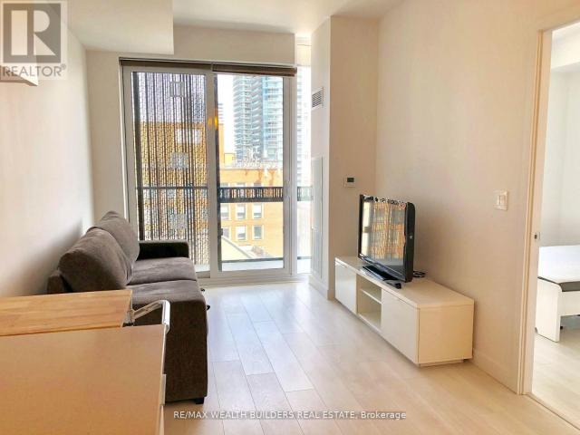 apartment at 1010 8 EGLINTON AVENUE E, Toronto, Ontario, M4P0C1