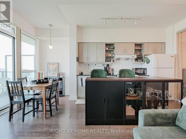 apartment at 1018 160 VANDERHOOF AVENUE, Toronto, Ontario, M4G0B7