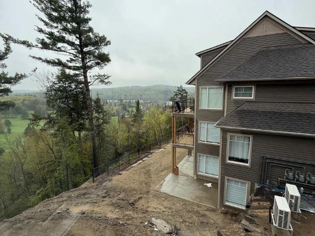 apartment at 101 3 TREE TOPS LANE, Huntsville, Ontario, P1H1A9