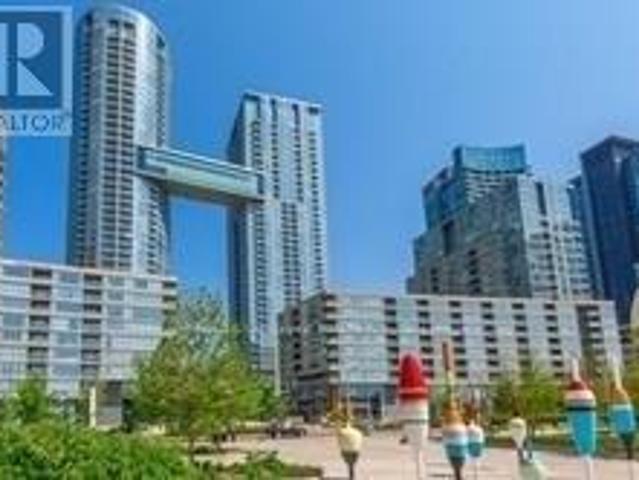 apartment at 1039 – 15 ICEBOAT TERRACE