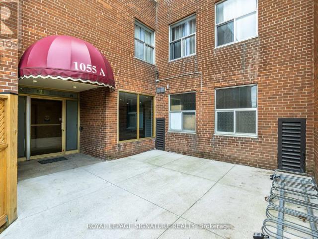 apartment at 103 1055A FORESTWOOD G DRIVE, Mississauga, Ontario, L5C2T8