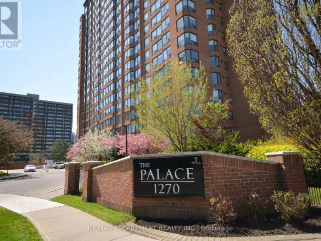 apartment at 103 – 1270 MAPLE CROSSING BOULEVARD E