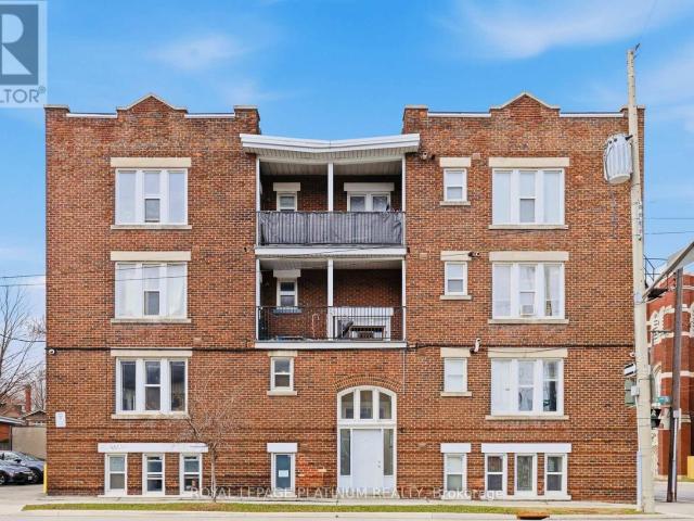 apartment at 10 120 SHERMAN AVENUE S, Hamilton, Ontario, L8M2P9