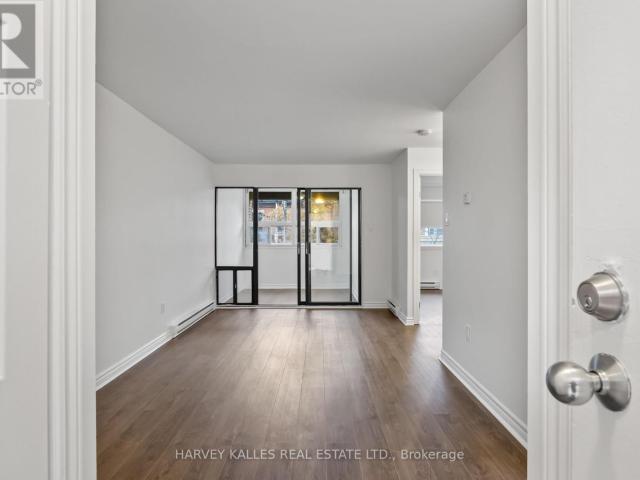 apartment at 10 353 QUEEN STREET, Toronto, Ontario, M5V2A4