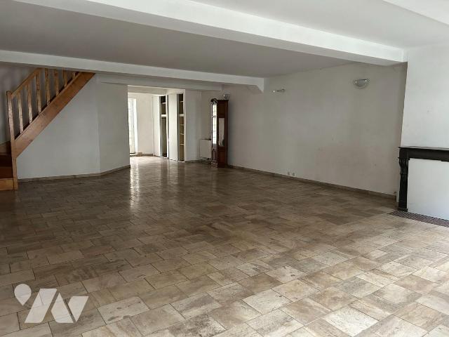 Apartment at 10 Bar sur Seine, BAR SUR SEINE, 10110, France