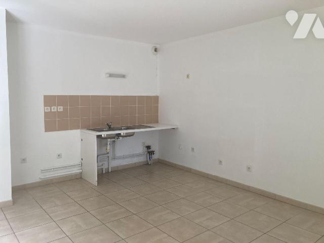 Apartment at 10 Saint Parres lès Vaudes, ST PARRES LES VAUDES, 10260, France