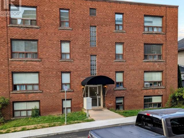 apartment at 10 ROCKWOOD PLACE